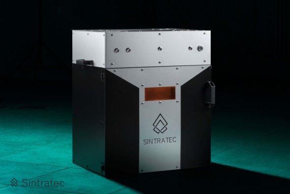 Aktuálně prodávaná stavebnice Sintratec Kit umožňuje vyzkoušet si laserové spékání laserem při výrobě prototypů i menším týmům (foto: Sintratec)