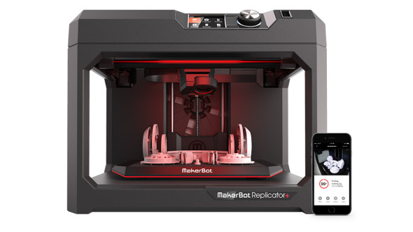 Nový MakerBot Replicator+ vsadil na cestu vylepšení předchozího modelu (foto: MakerBot)