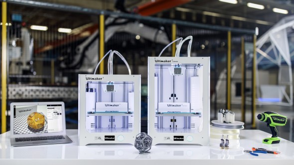 Tiskárny Ultimaker 3 a 3 Extended si zachovávají čisté designové pojetí svých předchůdců